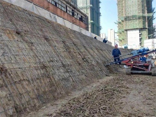 中方建筑边坡支护